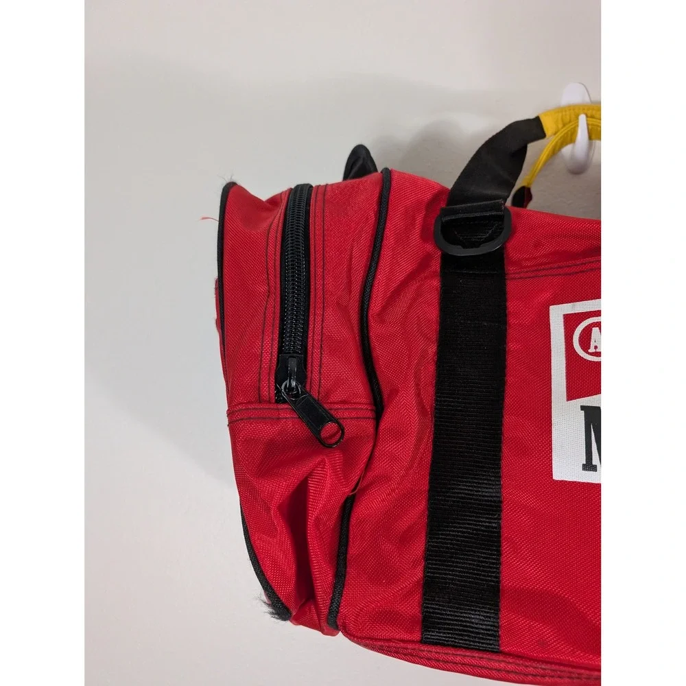 Vintage Marlboro Adventure Team Duffel Bag Red 90s Travel Gym Bag Large Logo - Picture 4 of 16